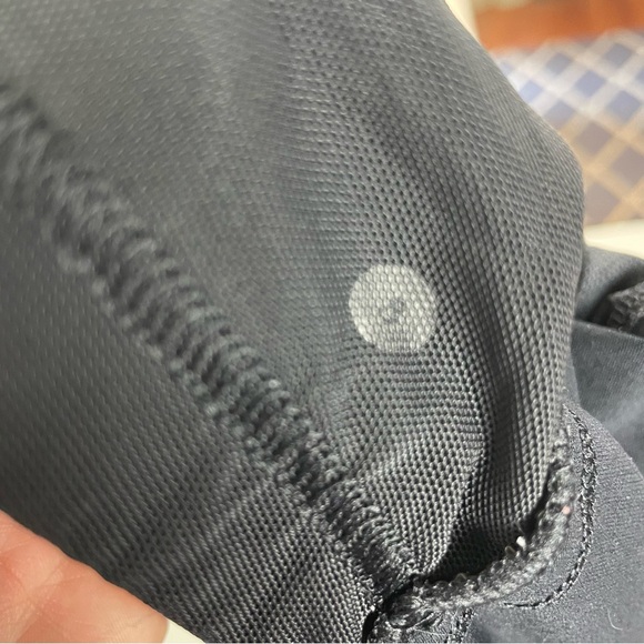 Lululemon Turbo Tank Black Ruched Racer Back Built in Bra Size 8 - Picture 5 of 5